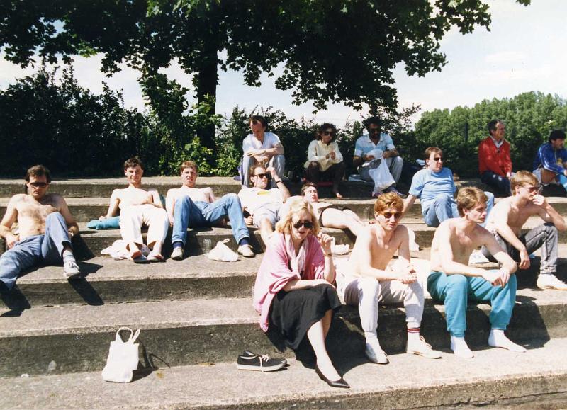 Relaxing at Lake Balaton 89.jpg -  Row 4. Sean McLaughlin, Sergio’s wife, Sergio Corti, Federico TiboneRow 3. Keith Martell, Gary Nixon, Anders Wallender, Mick Kelly, ?Row 2. ?, ?Row 1. Guide, Charlie Doyle, Richard Pitts 